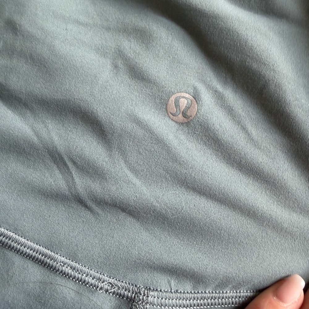 Lululemon Align 23” leggings w/pockets- Size 14